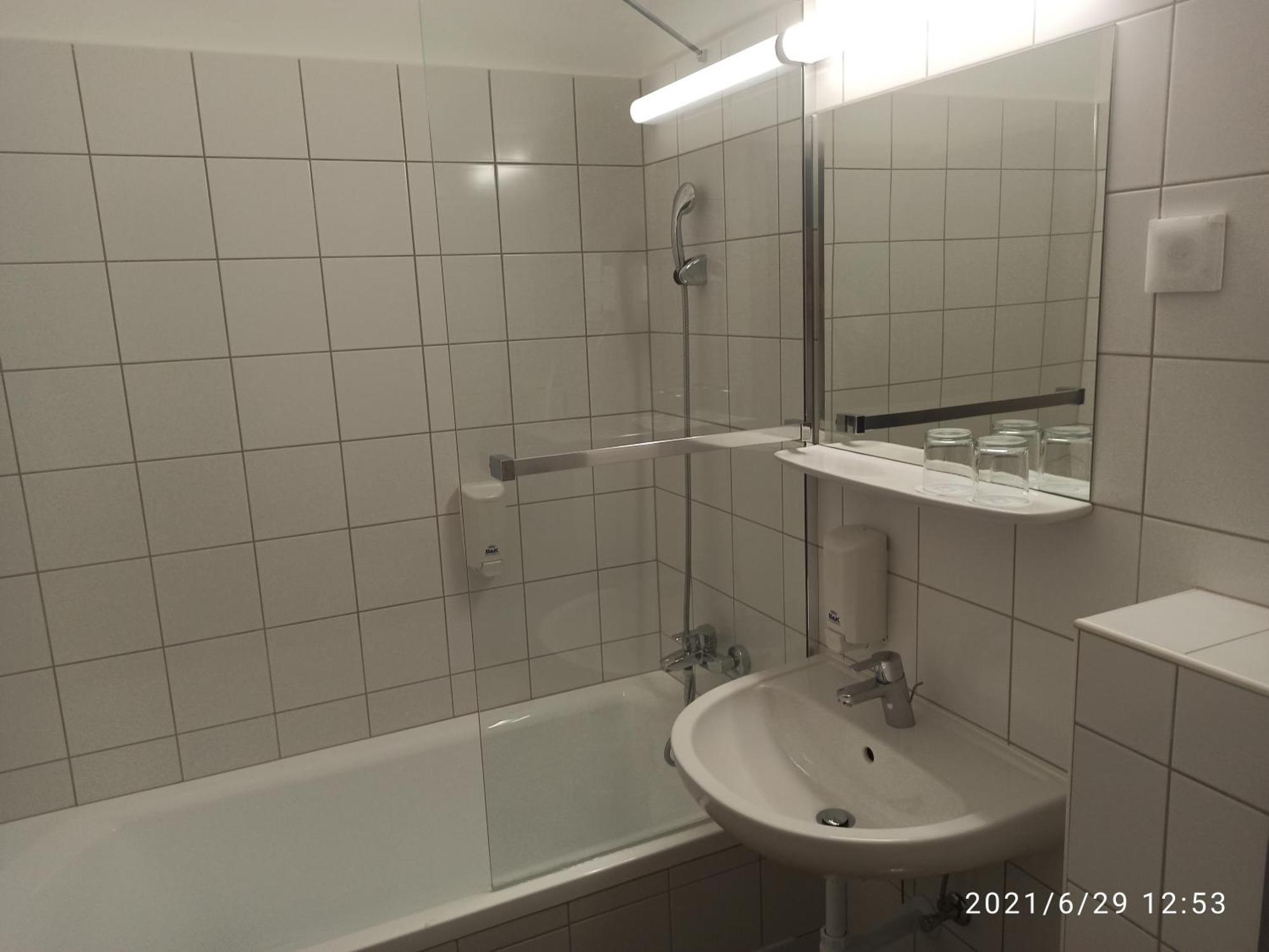Bed and Breakfast Svájci Lak Panzió Nyíregyháza Exterior foto